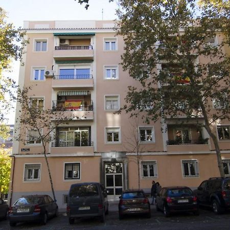 2 Bedrooms 2 Bathrooms Furnished - Bernabeu - Business Area With Terrace - Minty Stay Madryt Zewnętrze zdjęcie