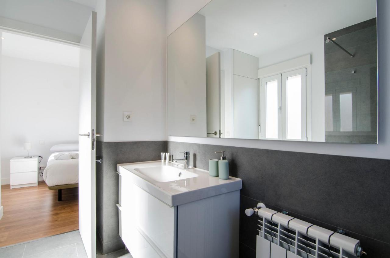 2 Bedrooms 2 Bathrooms Furnished - Bernabeu - Business Area With Terrace - Minty Stay Madryt Zewnętrze zdjęcie
