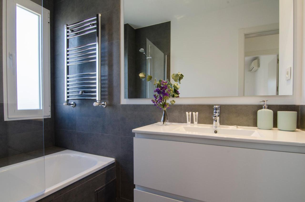 2 Bedrooms 2 Bathrooms Furnished - Bernabeu - Business Area With Terrace - Minty Stay Madryt Zewnętrze zdjęcie