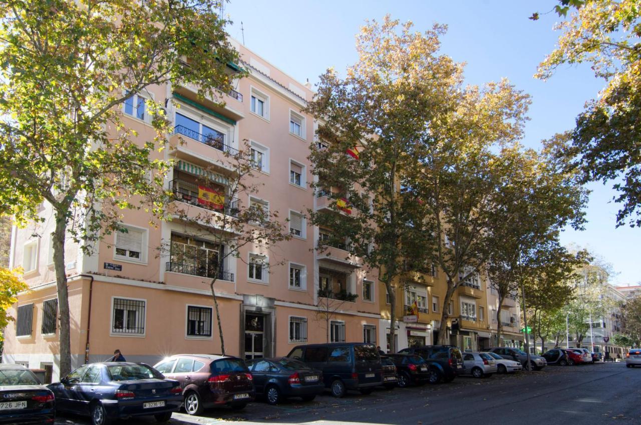 2 Bedrooms 2 Bathrooms Furnished - Bernabeu - Business Area With Terrace - Minty Stay Madryt Zewnętrze zdjęcie
