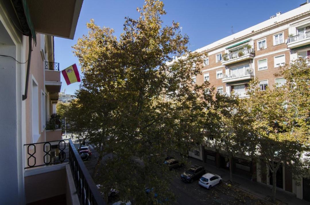 2 Bedrooms 2 Bathrooms Furnished - Bernabeu - Business Area With Terrace - Minty Stay Madryt Zewnętrze zdjęcie